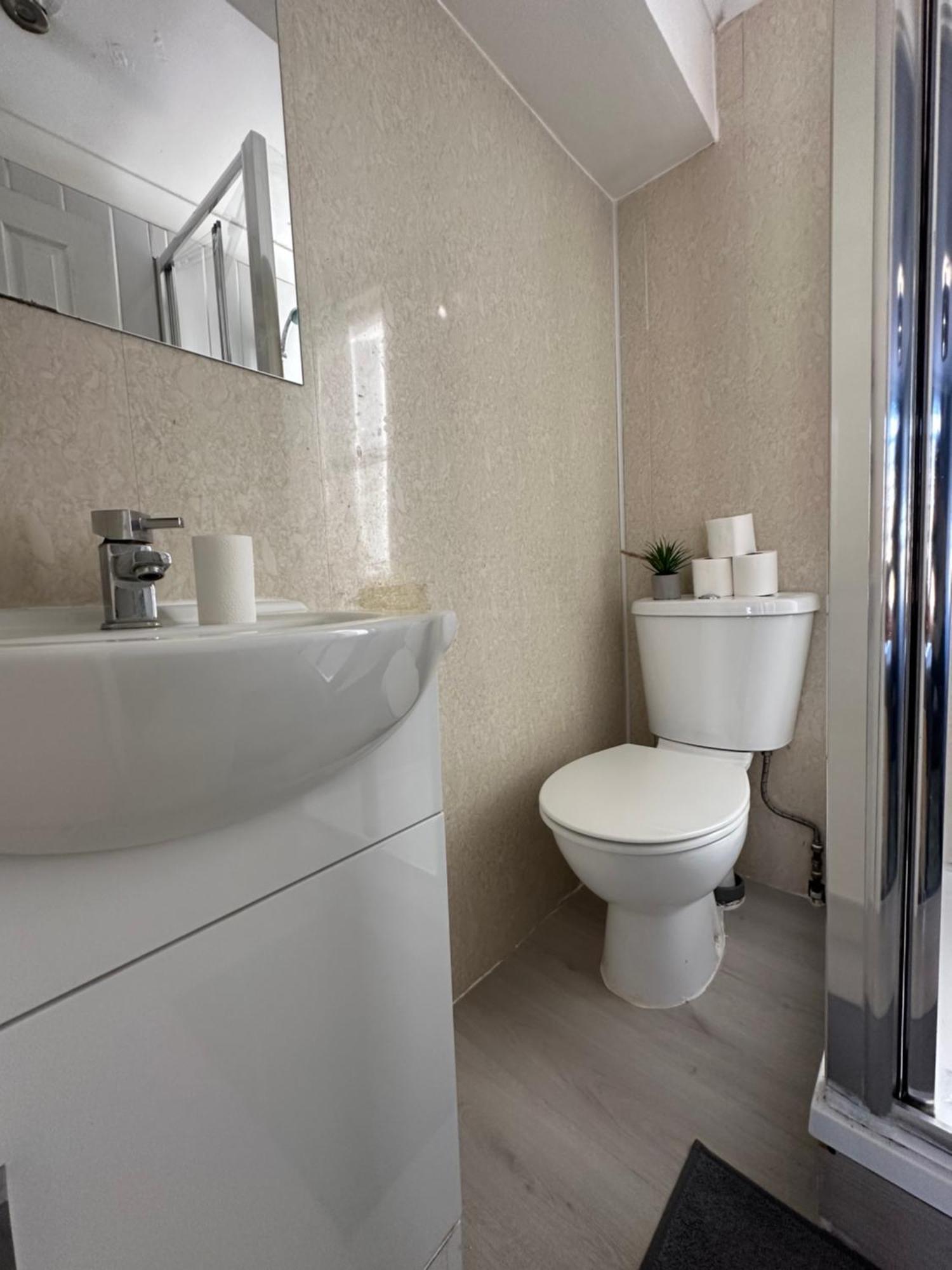 "Bright & Spacious" 3 Bedroom Flat By Kings Cross, St Pancras Station!!!!64 Лондон Екстериор снимка