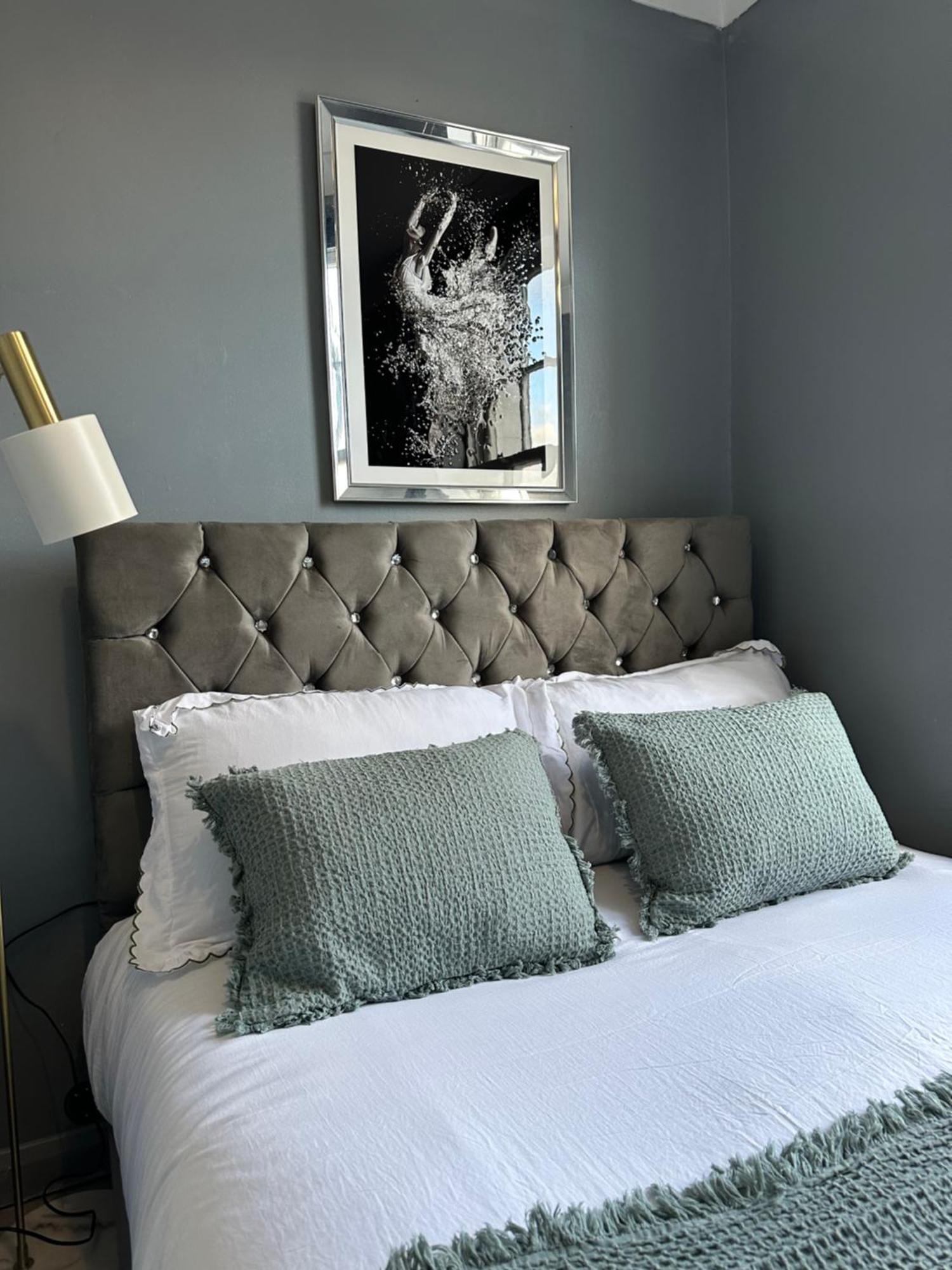 "Bright & Spacious" 3 Bedroom Flat By Kings Cross, St Pancras Station!!!!64 Лондон Екстериор снимка