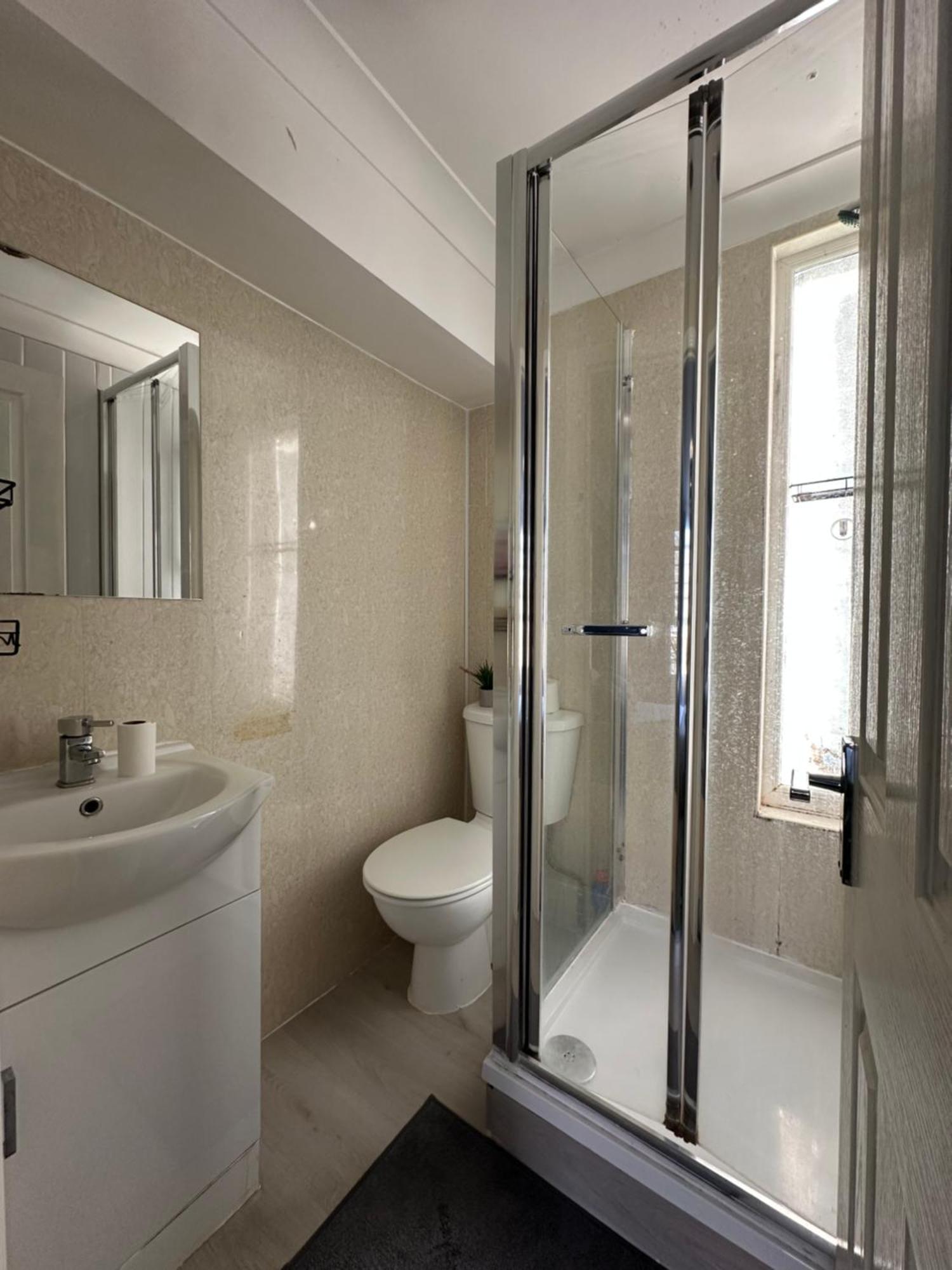 "Bright & Spacious" 3 Bedroom Flat By Kings Cross, St Pancras Station!!!!64 Лондон Екстериор снимка